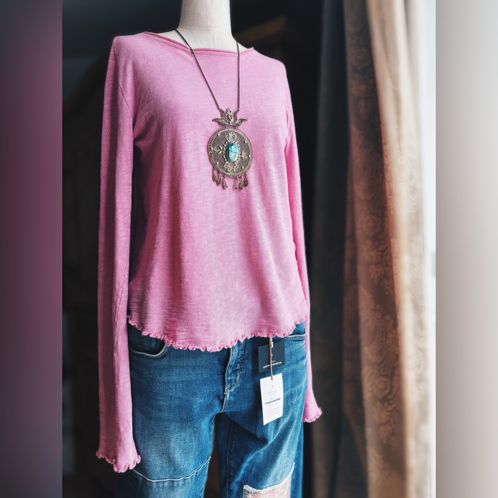 We The Free Long Sleeve Baby Tee | XL NWT Matte Bubble Gum Pink
